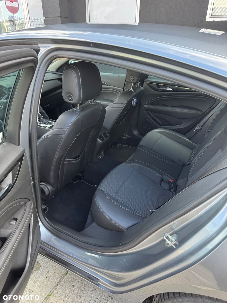 Opel Insignia 2.0 CDTI Innovation S&S - 10