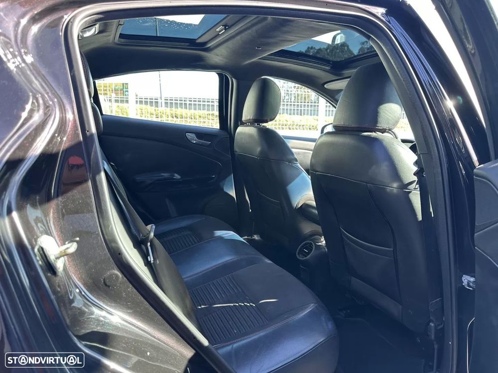 Alfa Romeo Giulietta 1.6 JTDM Distinctive - 23