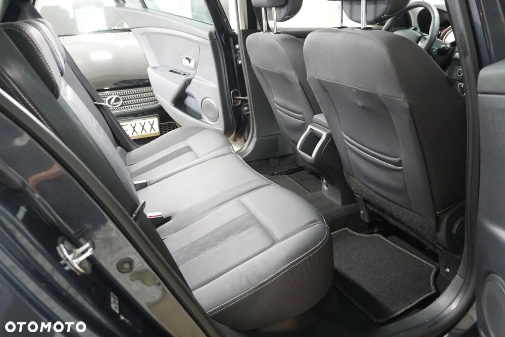 Renault Megane TCe 130 Night and Day - 22