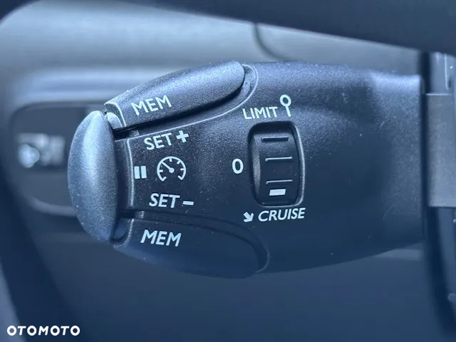 Citroën C3 1.2 PureTech Shine - 19
