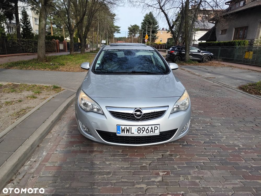 Opel Astra 1.4 T Cosmo S&S - 28