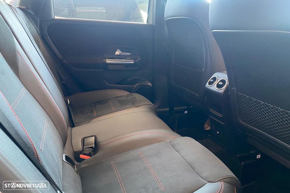 Mercedes-Benz B 250 e AMG Line - 18