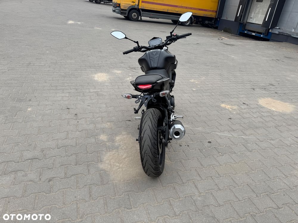 Yamaha MT - 5