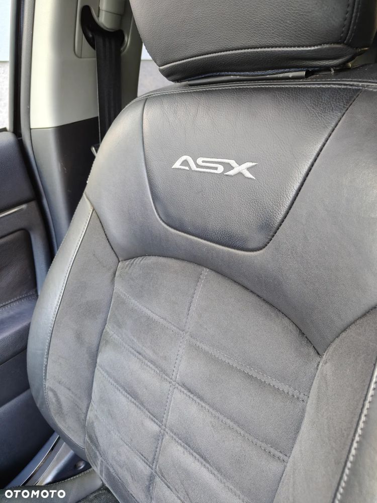 Mitsubishi ASX - 14