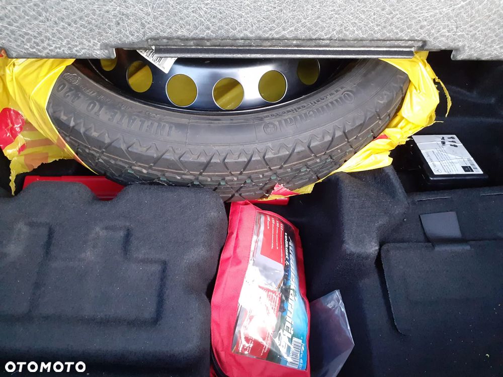 Mercedes-Benz GLC 200 4Matic 9G-TRONIC AMG Line - 8