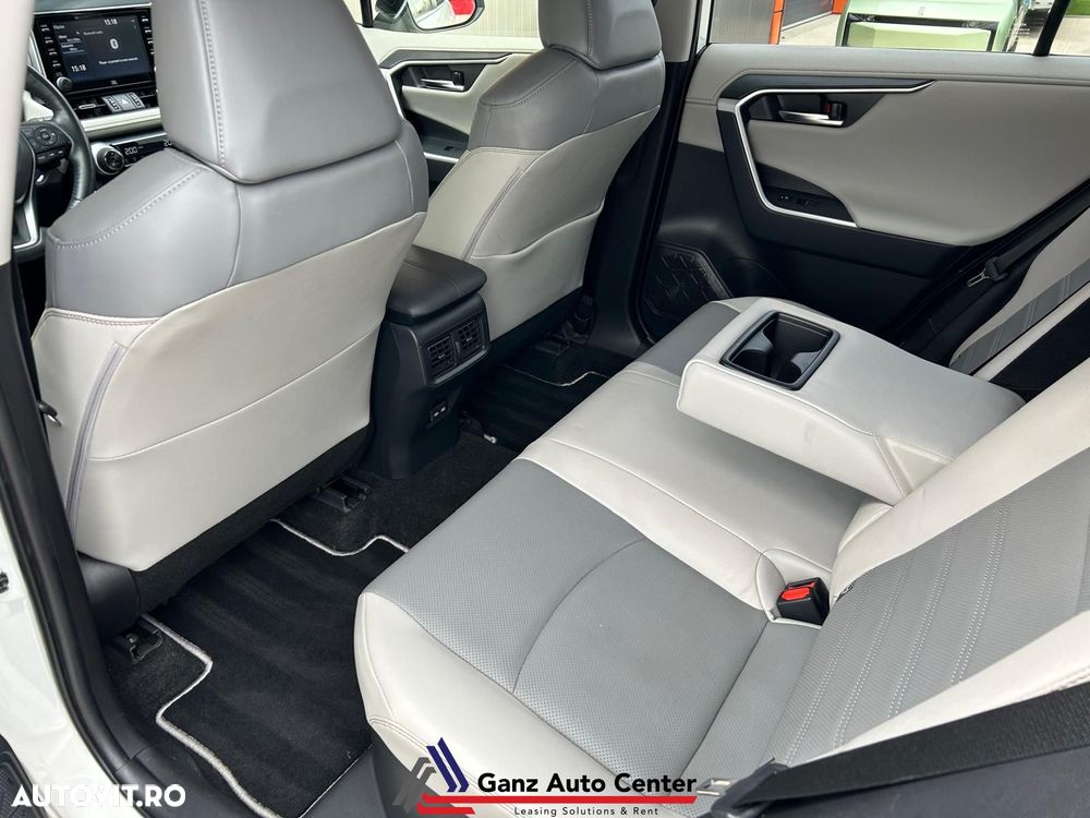 Toyota RAV4 2.5 VVT-iE 4x4 Luxury Plus - 19
