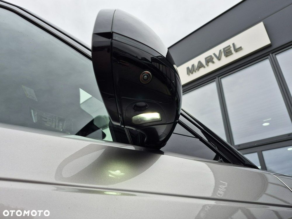 Land Rover Range Rover Sport - 16