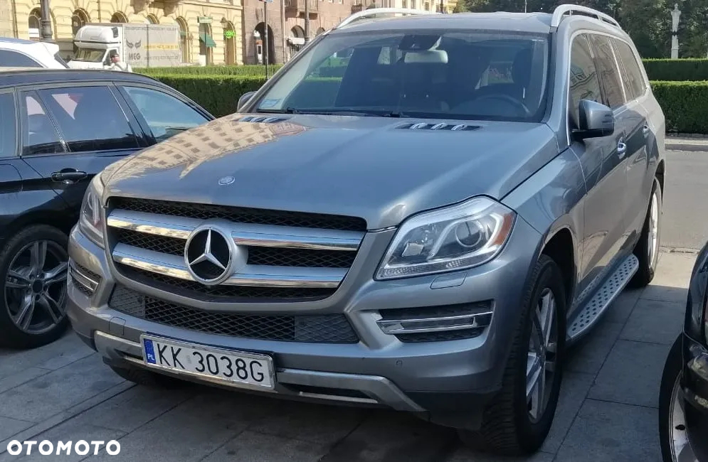 Mercedes-Benz GL 400 4Matic 7G-TRONIC - 15