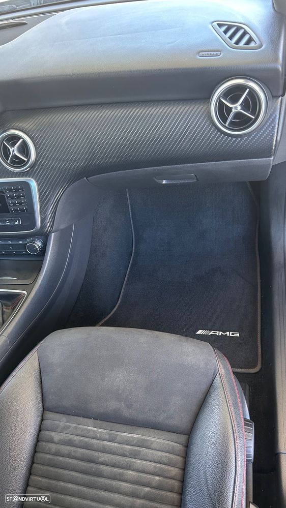 Mercedes-Benz A 200 - 4