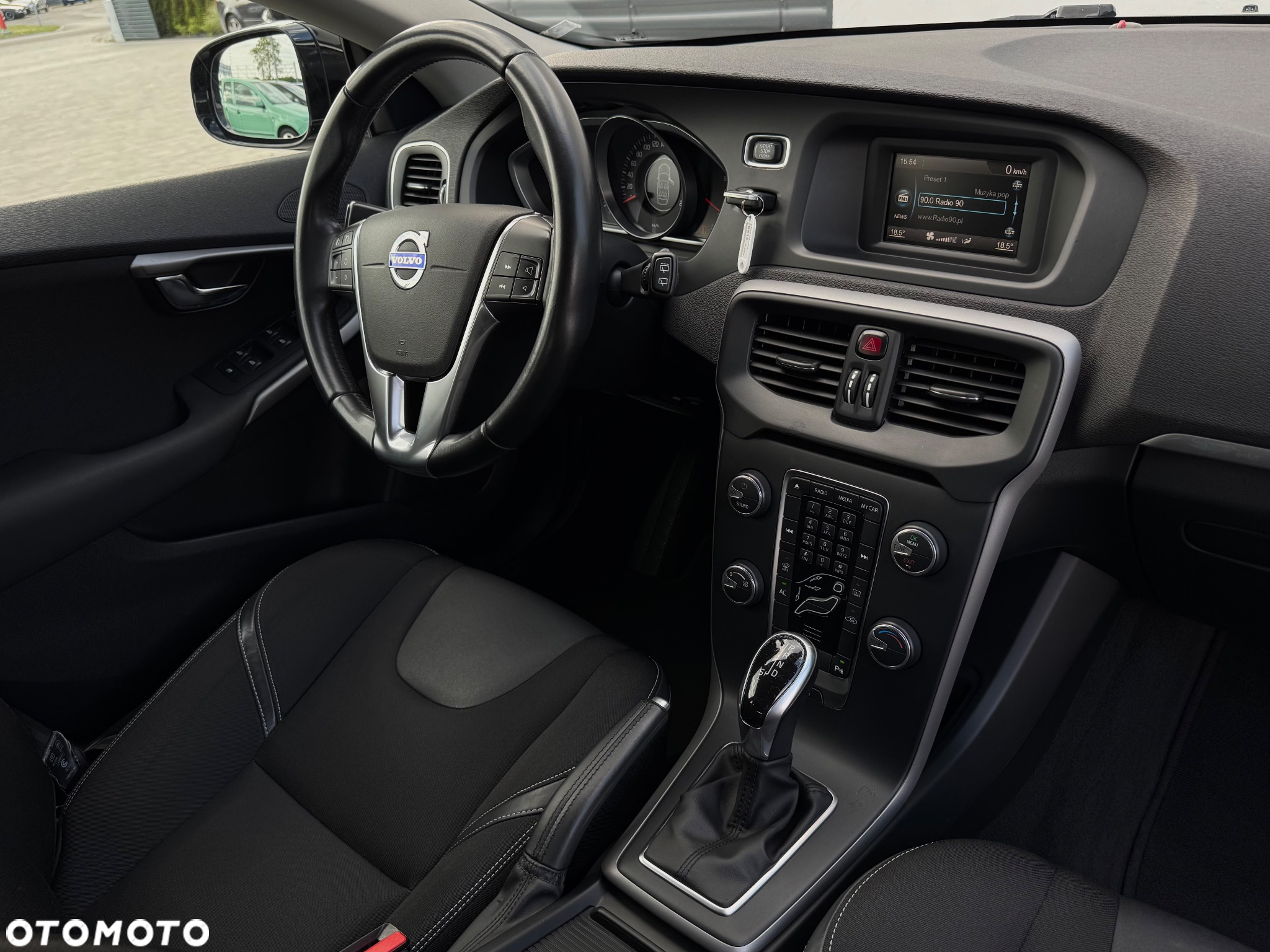 Volvo V40 T4 Powershift R Design - 28