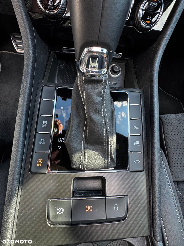 Skoda Superb 2.0 TSI 4x4 Sportline DSG - 31