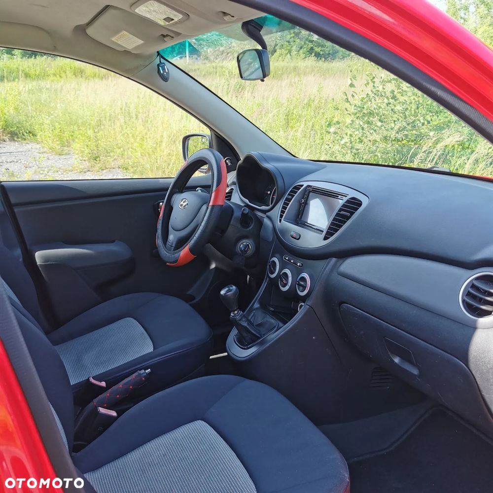 Hyundai i10 1.1 Base - 19