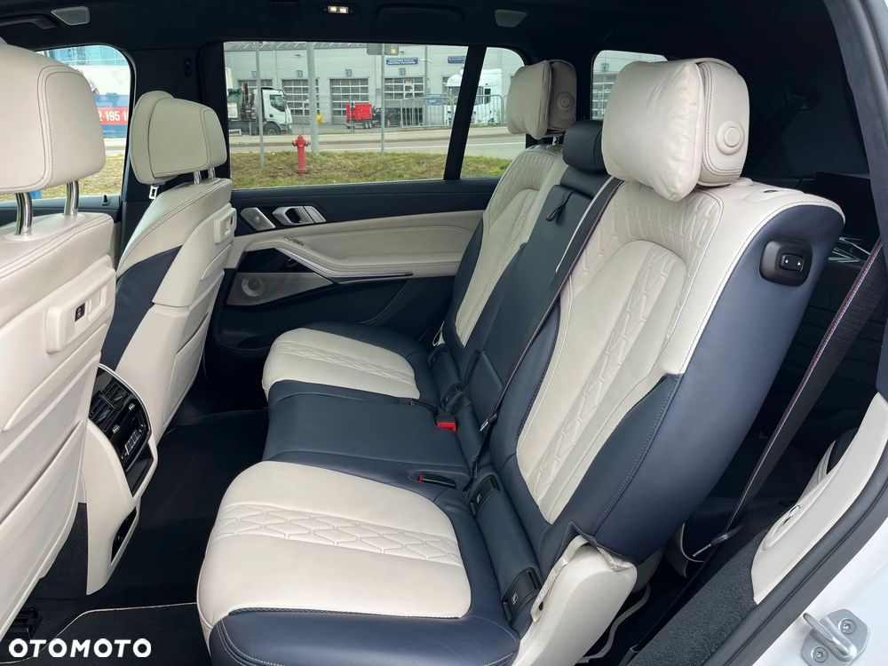 BMW X7 2020