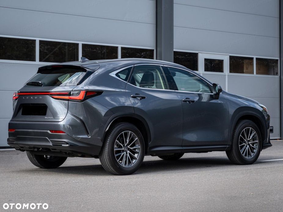 Lexus NX 350h Elegance 2WD - 4