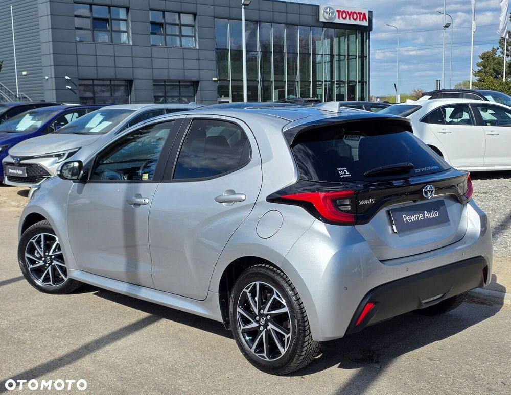 Toyota Yaris Hybrid 1.5 Comfort - 22