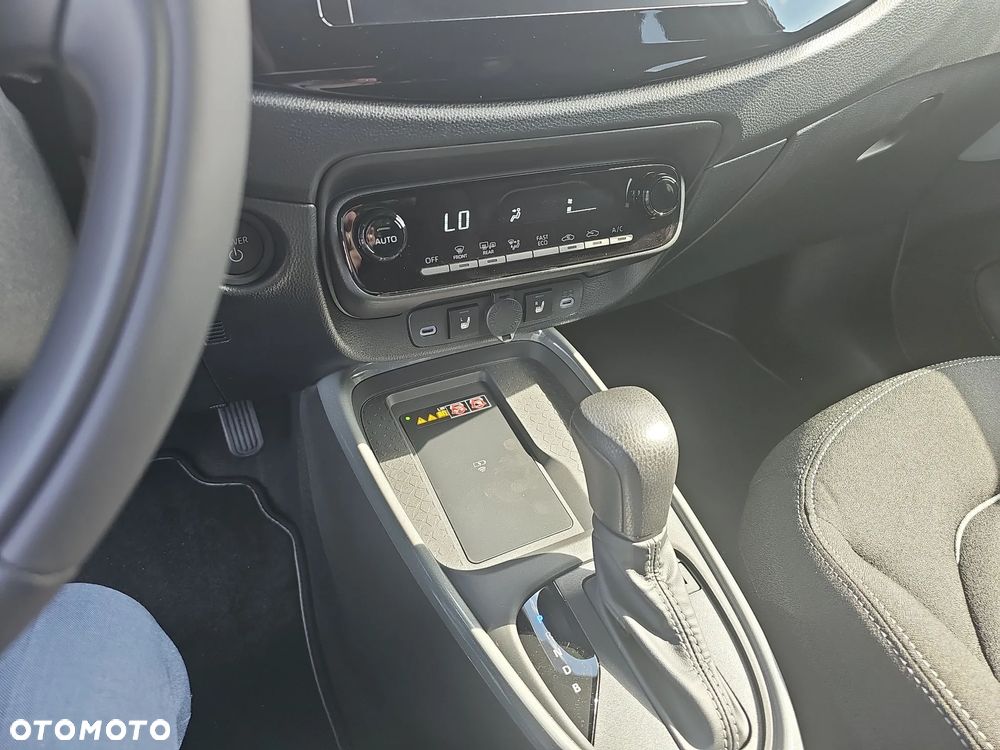Toyota Aygo X Hybrid 1.5 Style e-CVT - 22