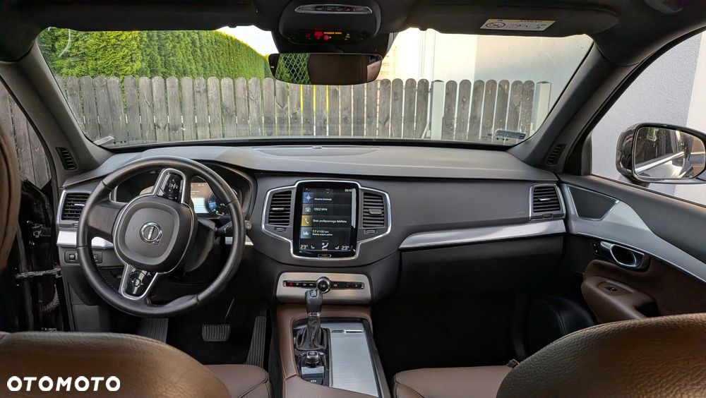 Volvo XC 90 D4 FWD Momentum - 32