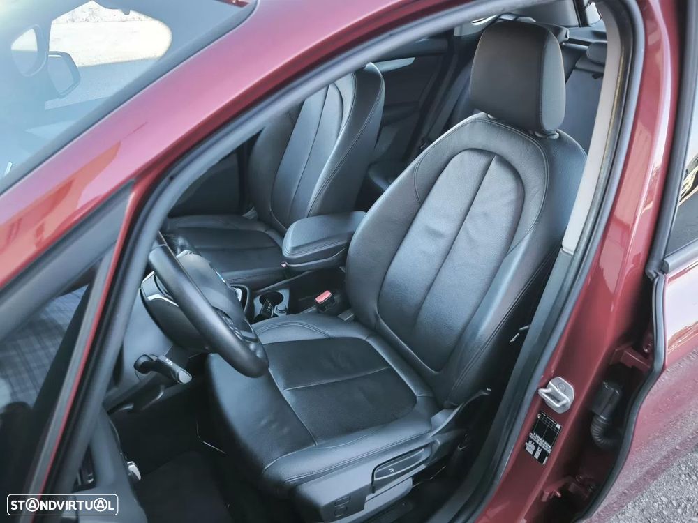 BMW 216 Active Tourer d Line Luxury - 28