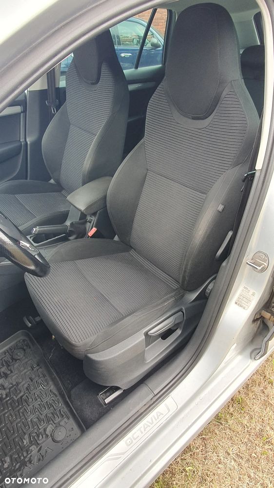 Skoda Octavia 1.6 TDI Ambition - 10
