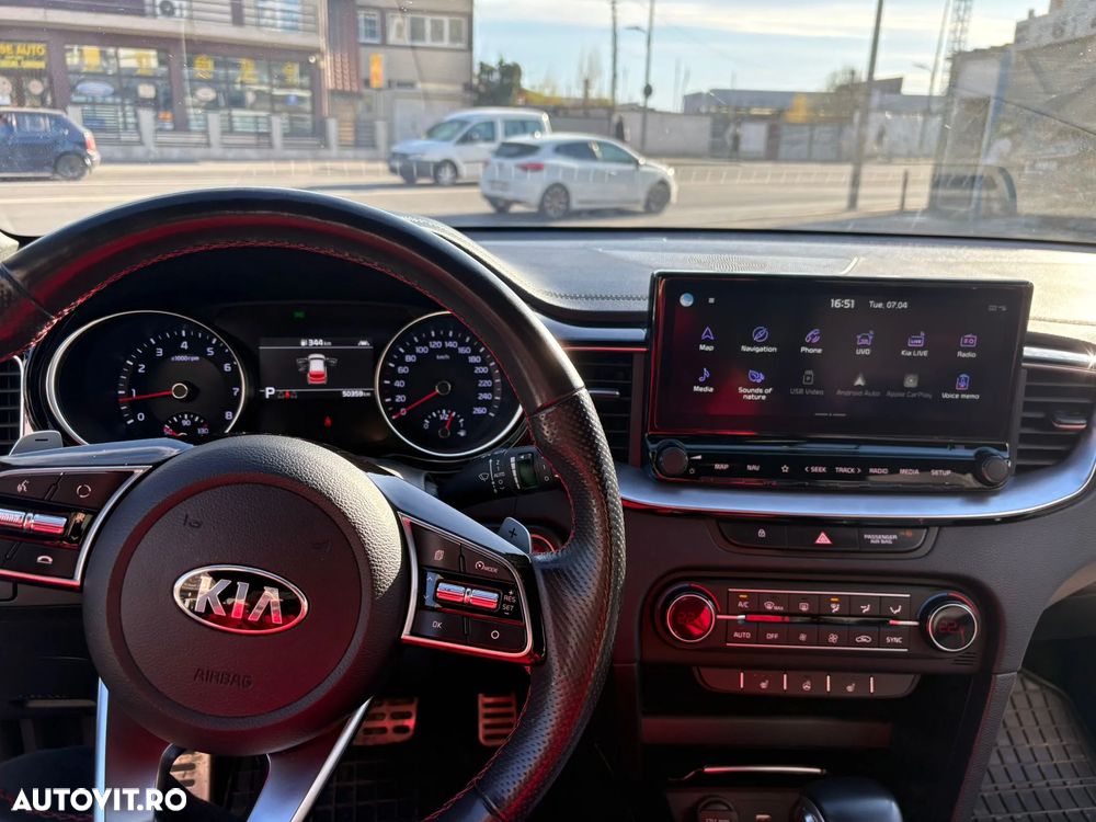 Kia Ceed 1.6 T-GDI 7DCT GT - 19