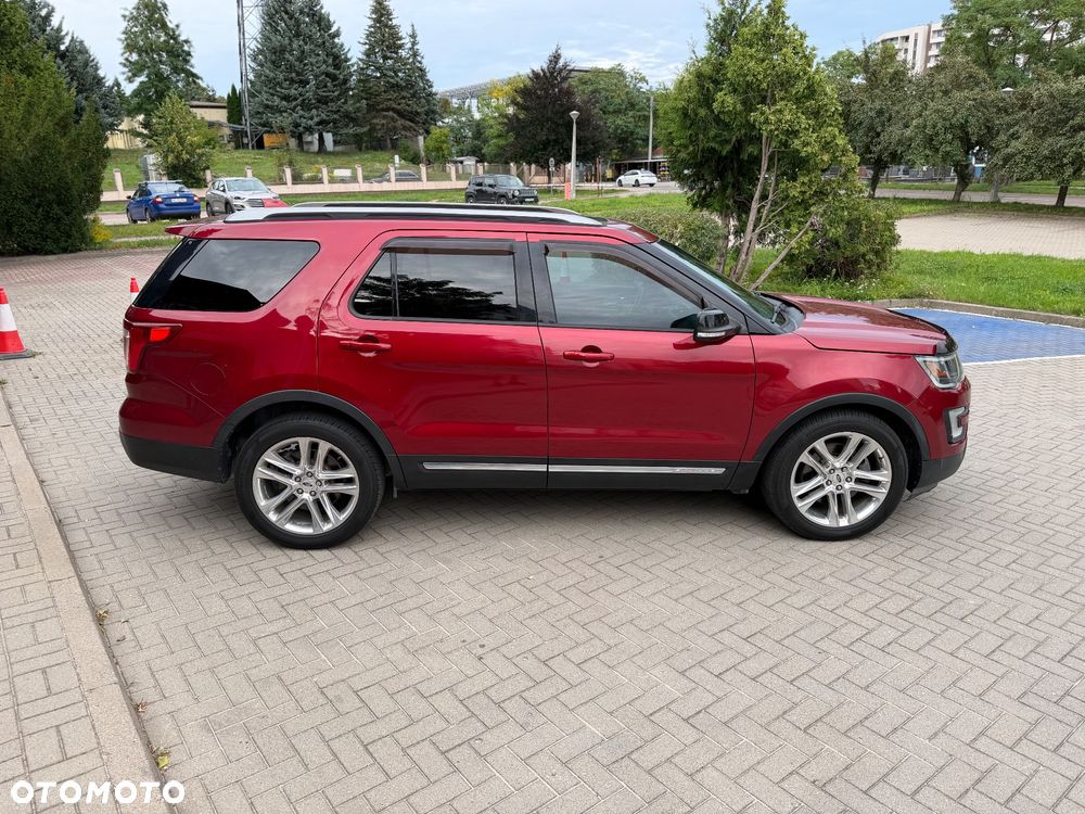 Ford Explorer - 13
