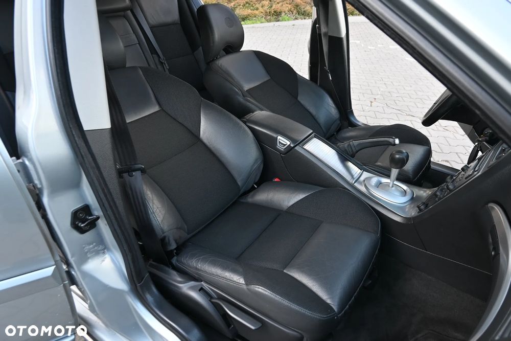 Volvo S60 2.4D5 Momentum - 25