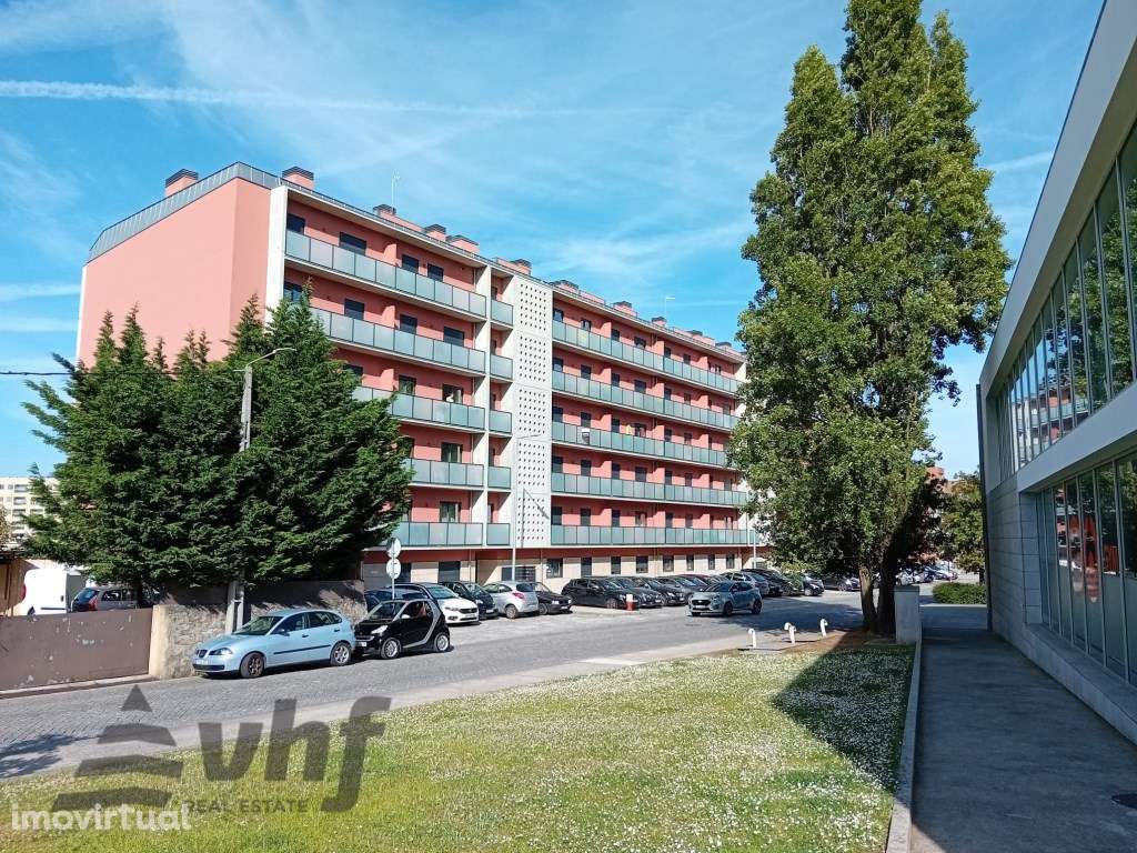 T1 próximo do Hospital São João - Grande imagem: 2/13