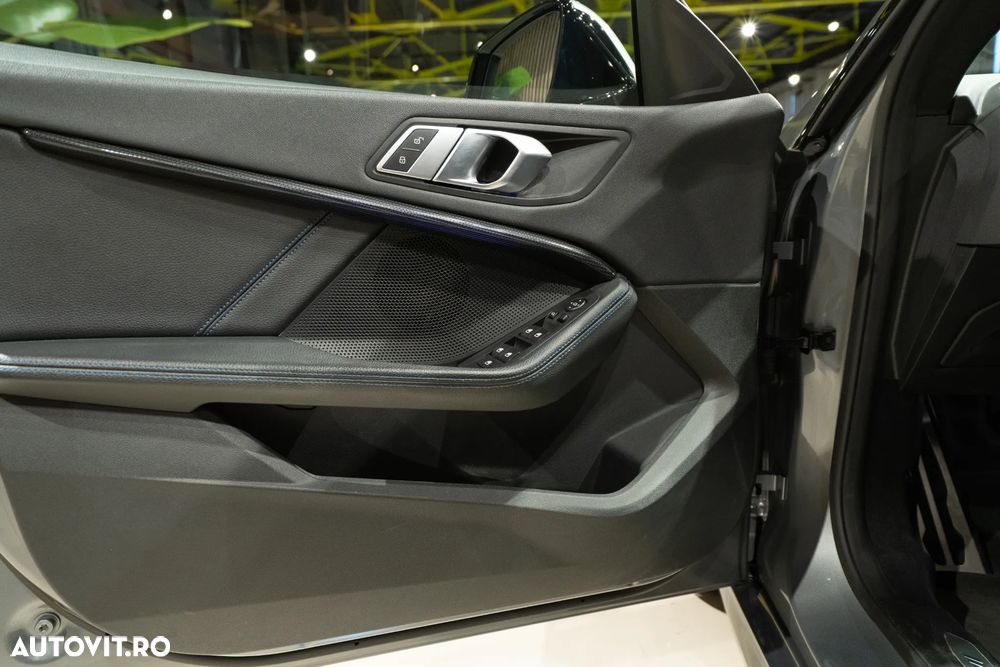 BMW Seria 2 220d AT M Sport - 22