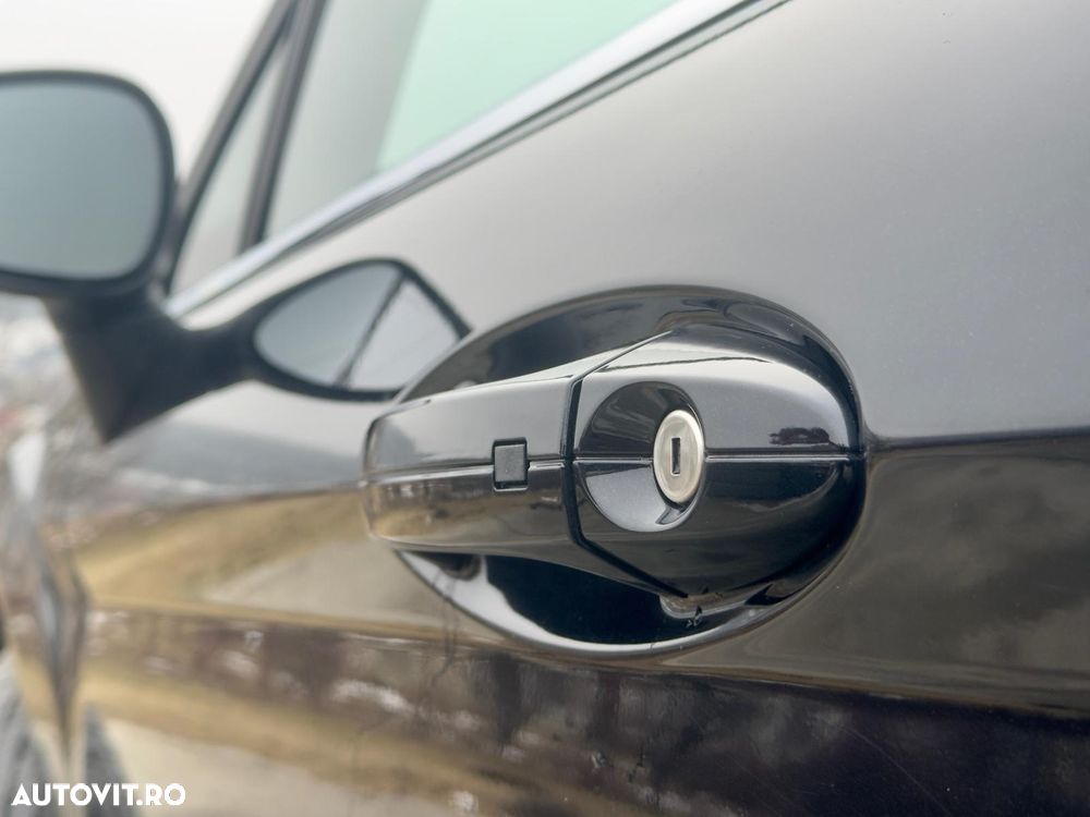 Ford Fiesta 1.6 TDCI Titanium - 12