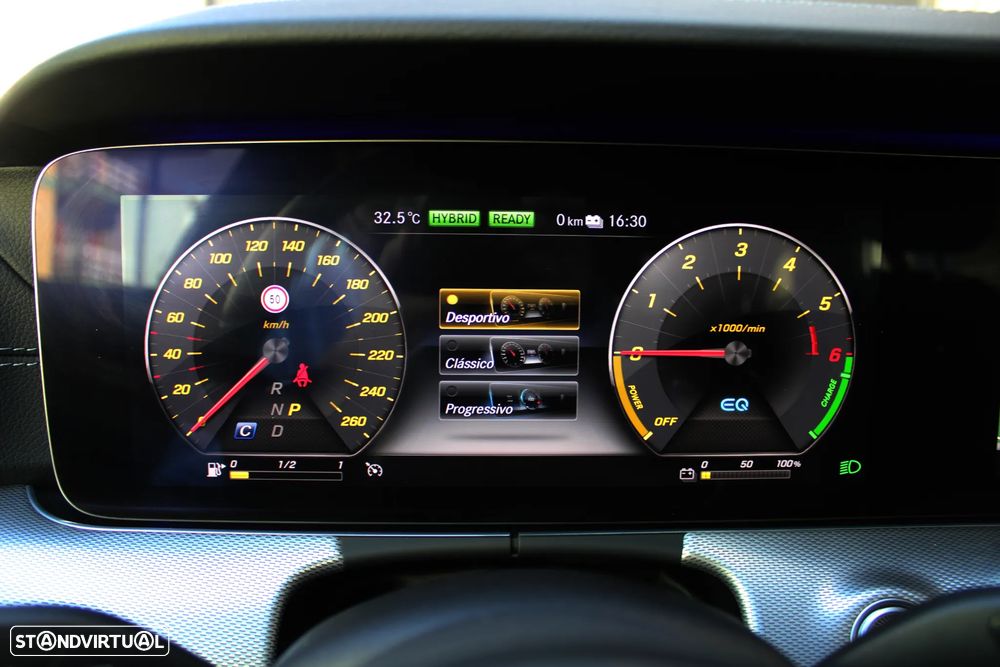 Mercedes-Benz E 300 de 4Matic 9G-TRONIC AMG Line - 40