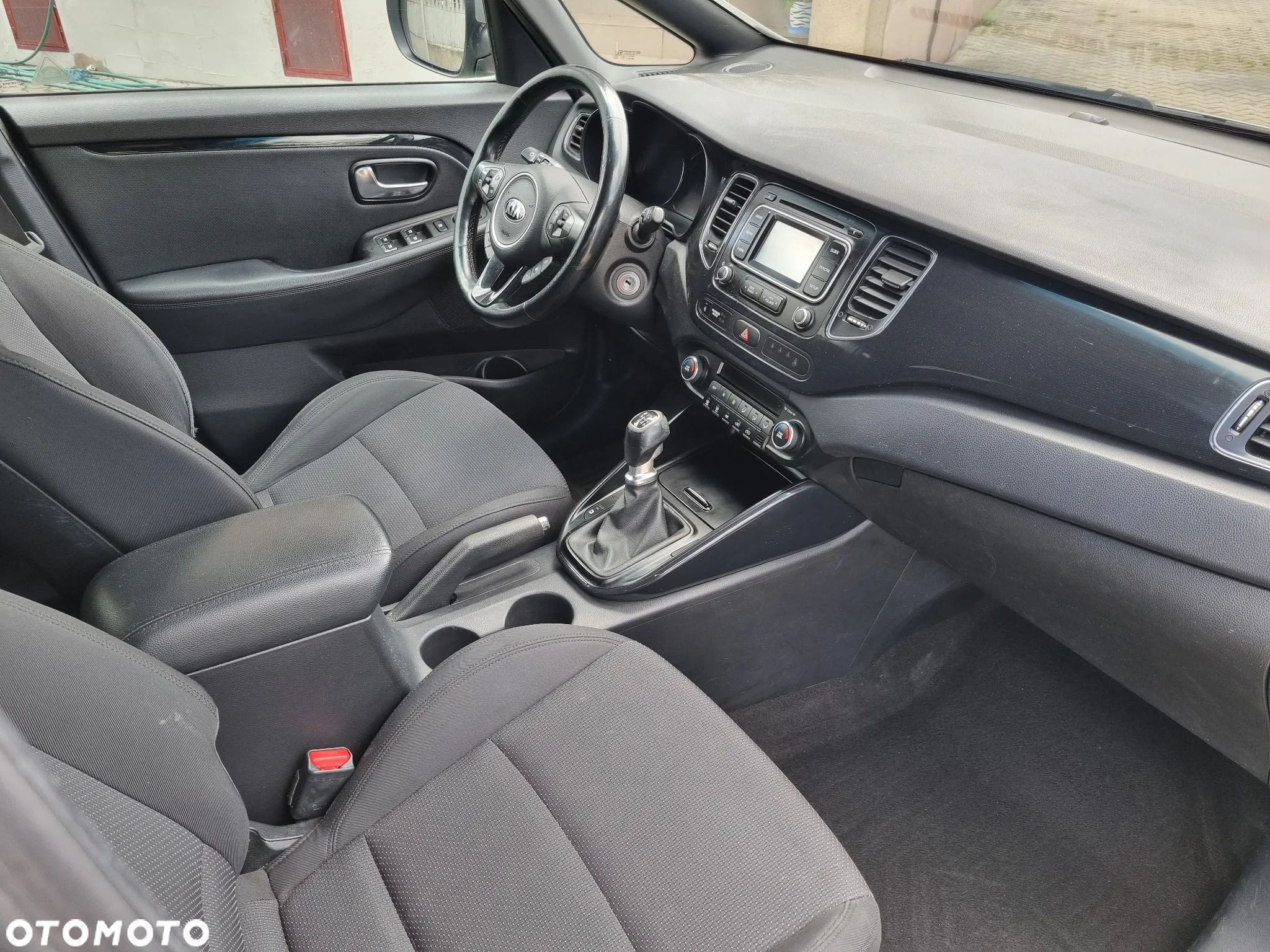 Kia Carens 1.7 CRDi L - 9