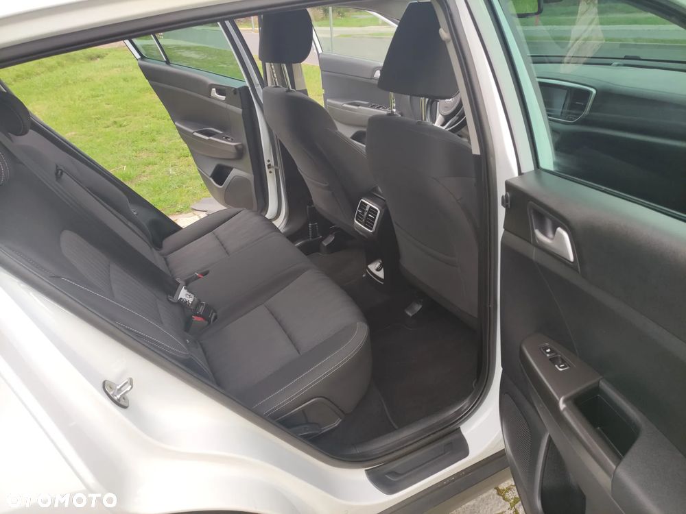 Kia Sportage 1.6 GDI 2WD SPIRIT - 13