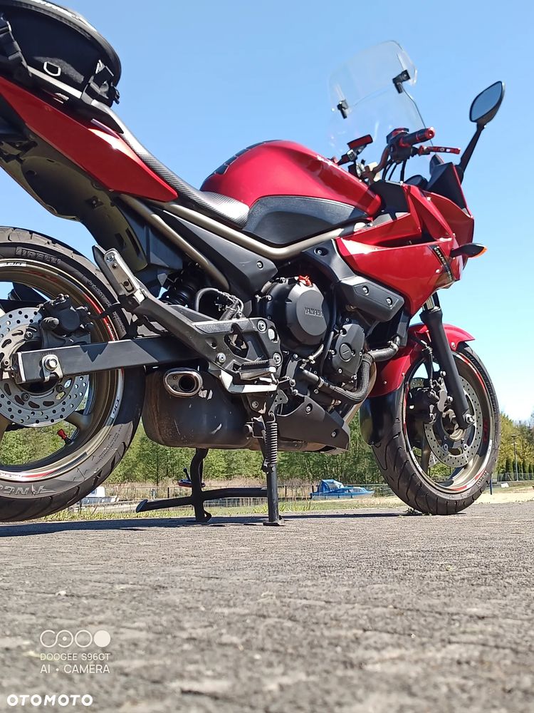 Yamaha XJR - 6