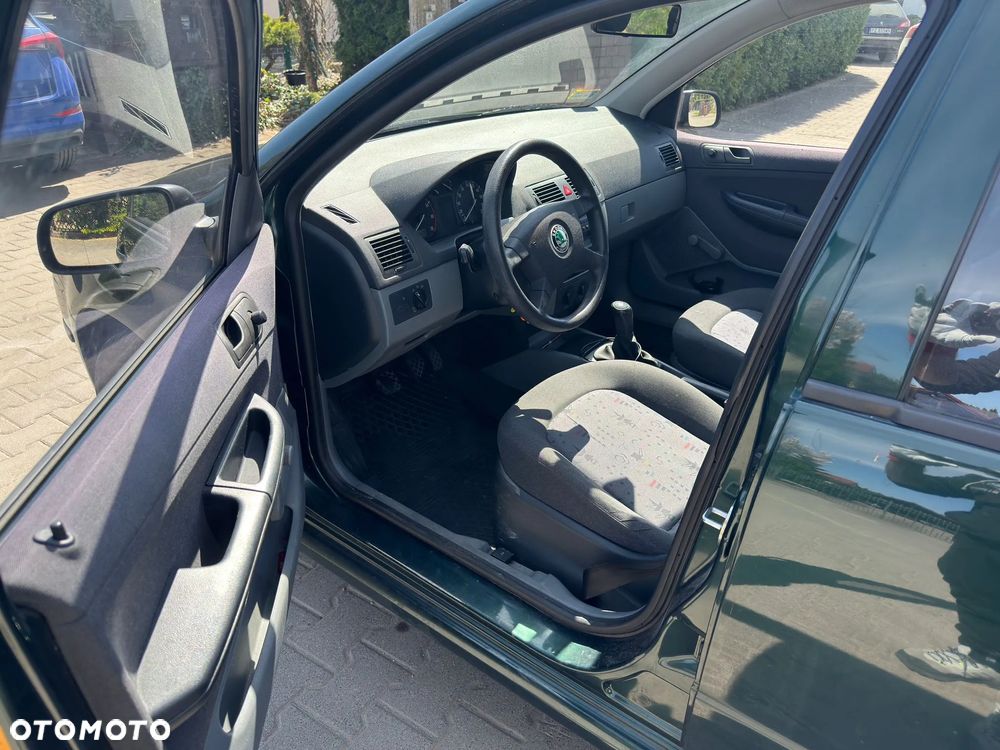 Skoda Fabia 1.2 HTP Classic - 9