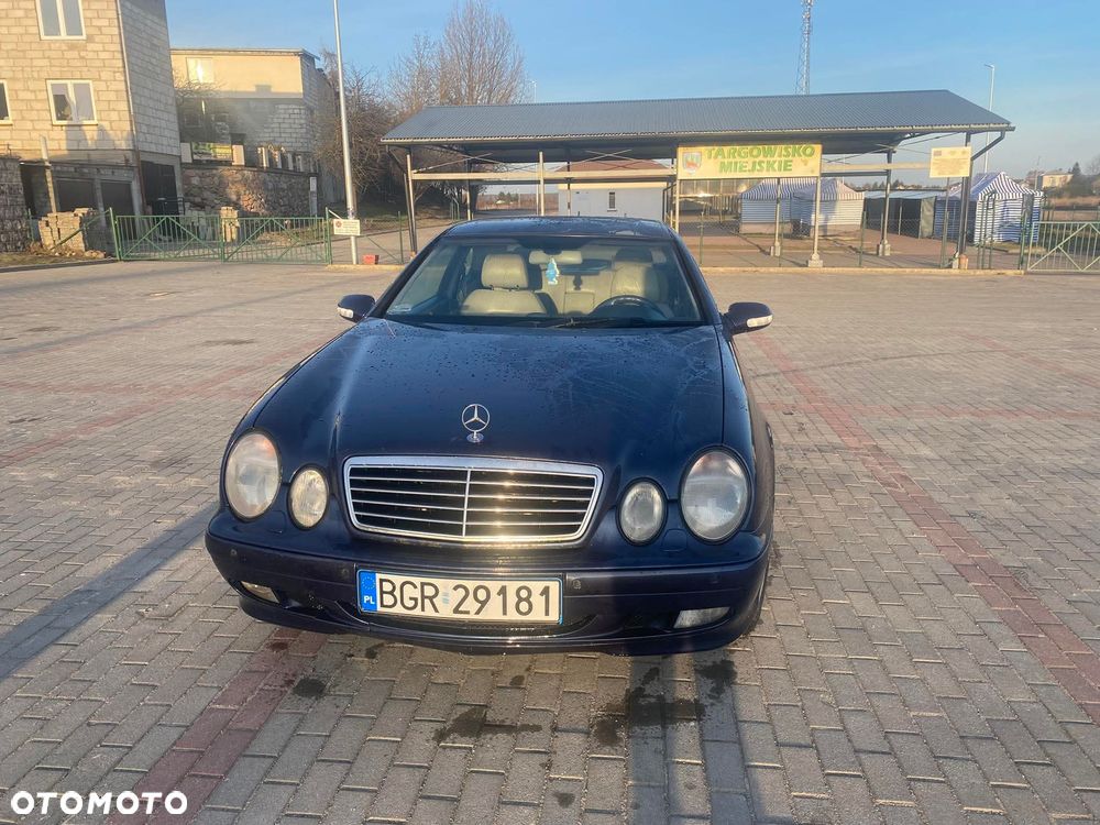 Mercedes-Benz CLK - 1