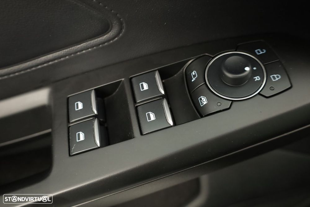 Ford Focus 1.0 EcoBoost MHEV ST-Line - 20