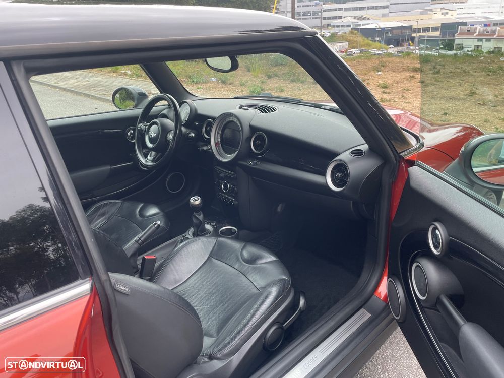 MINI 3 Portas Cooper D - 14