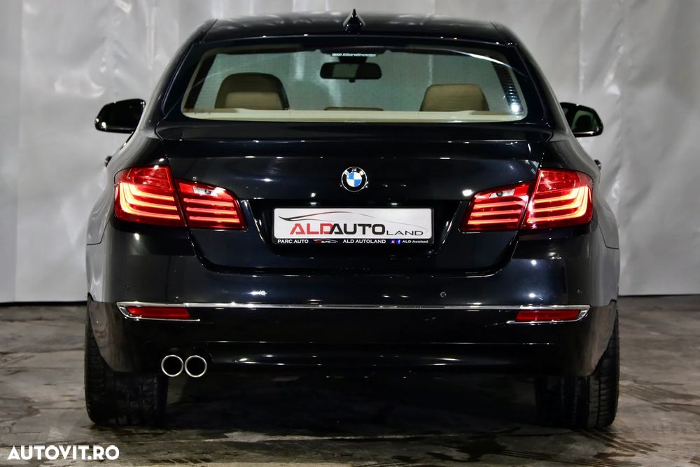 BMW Seria 5 520d Aut. Luxury Line - 39