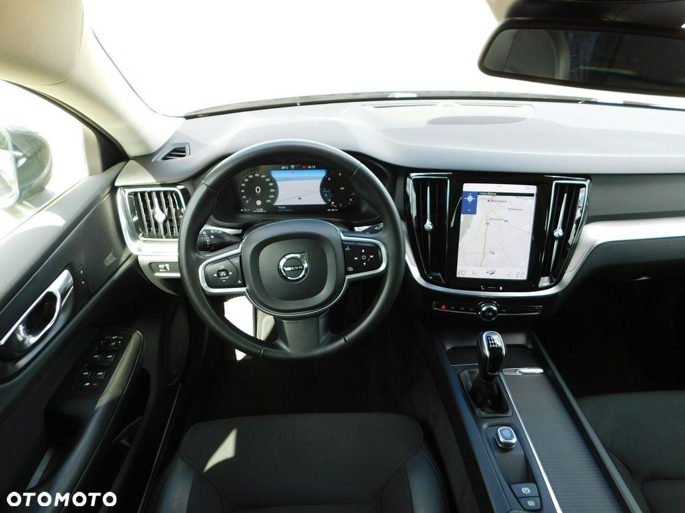 Volvo V60 D3 Momentum Pro - 14
