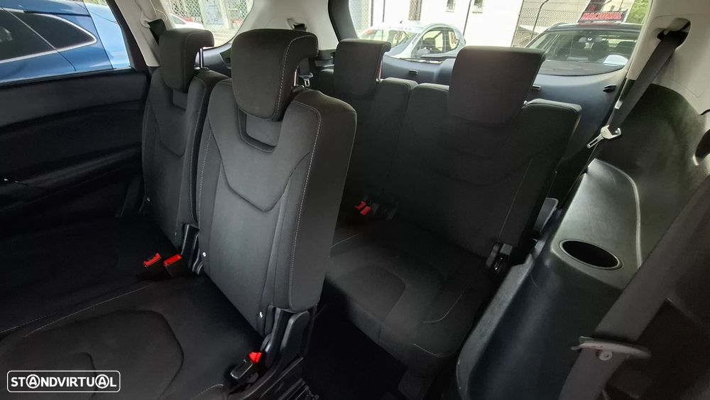 Ford S-Max - 28