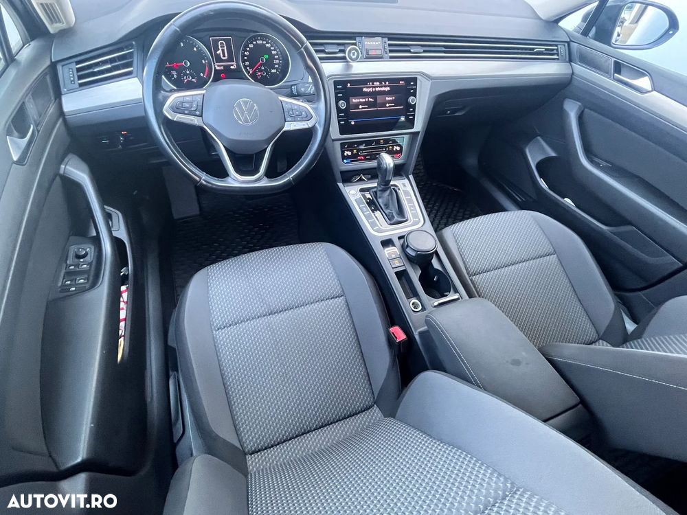 Volkswagen Passat Variant 2.0 TDI DSG Advance - 8