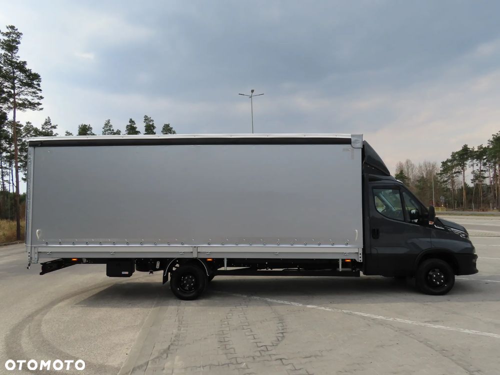 Iveco DAILY 50C18 Hi-Matic Firana Obustronna + Dach Suwany Skrzynia 6310 mm 12 Euro Palet Rozstaw Osi 4750 mm WZMACNIANY Full Opcja Wyposażenia Stan Wizualny I Techniczny NOWY Tak Jak Z Taśmy Produkcyjnej Gotowy Dostępny OKAZJA POLECAM - 3
