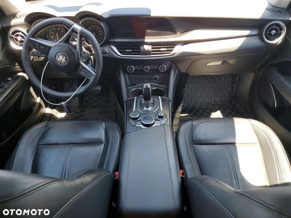 Alfa Romeo Stelvio 2.0 Turbo 16V AT8-Q4 Lusso Ti - 7