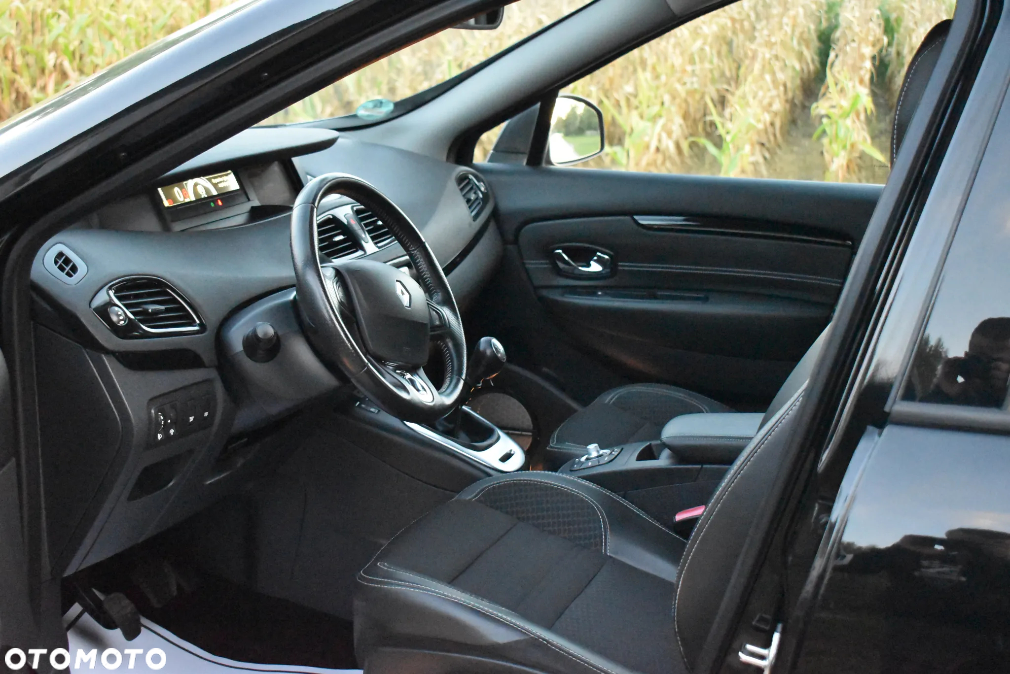 Renault Scenic ENERGY TCe 130 S&S Xmod Bose Edition - 18