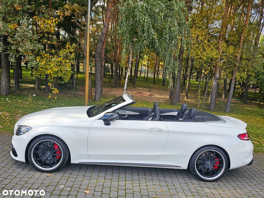 Mercedes-Benz Klasa C AMG 63 S Kabriolet - 38