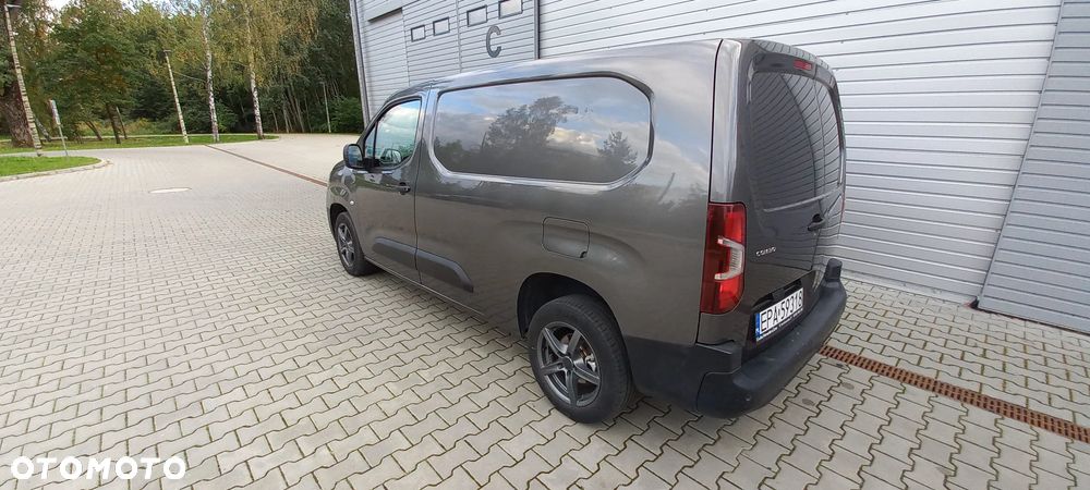 Opel COMBO - 8