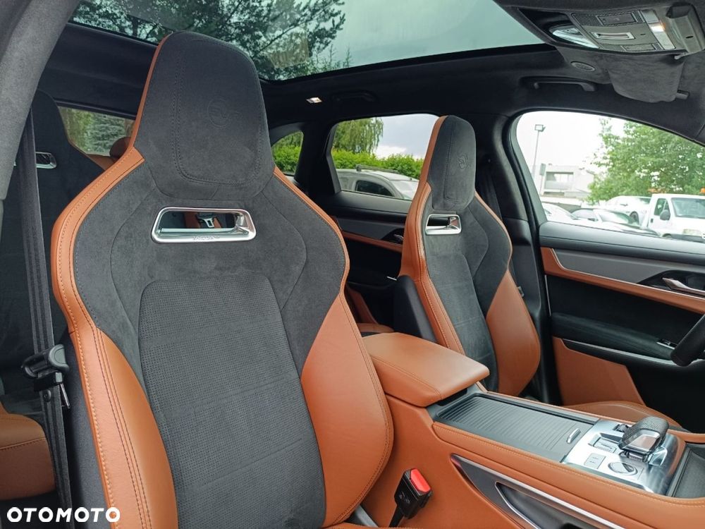 Jaguar F-Pace 5.0 V8 P550 AWD SVR - 27