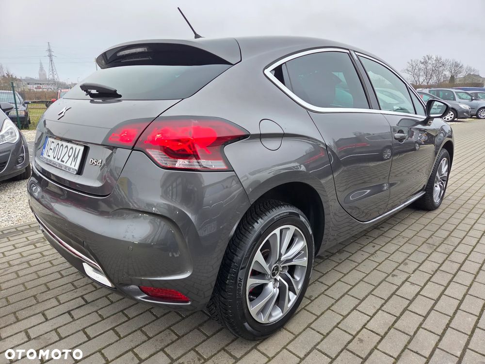 Citroën DS4 e-HDi 115 SoChic - 5