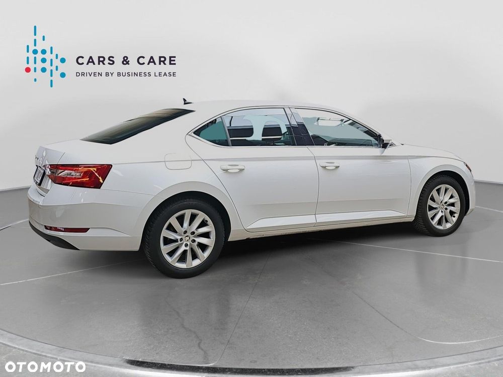 Skoda Superb 2.0 TDI SCR Ambition DSG - 26