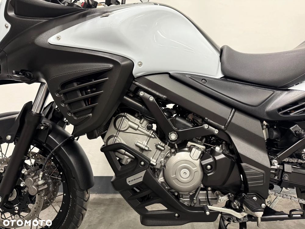 Suzuki V-STROM - 15